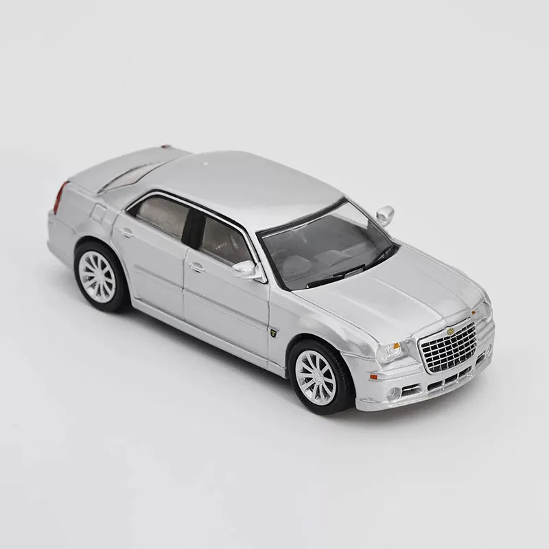 DCT 1:64 Scale Chrysler 300C SRT8 Silver Alloy Car Model Collection Display Ornament Toy Gift