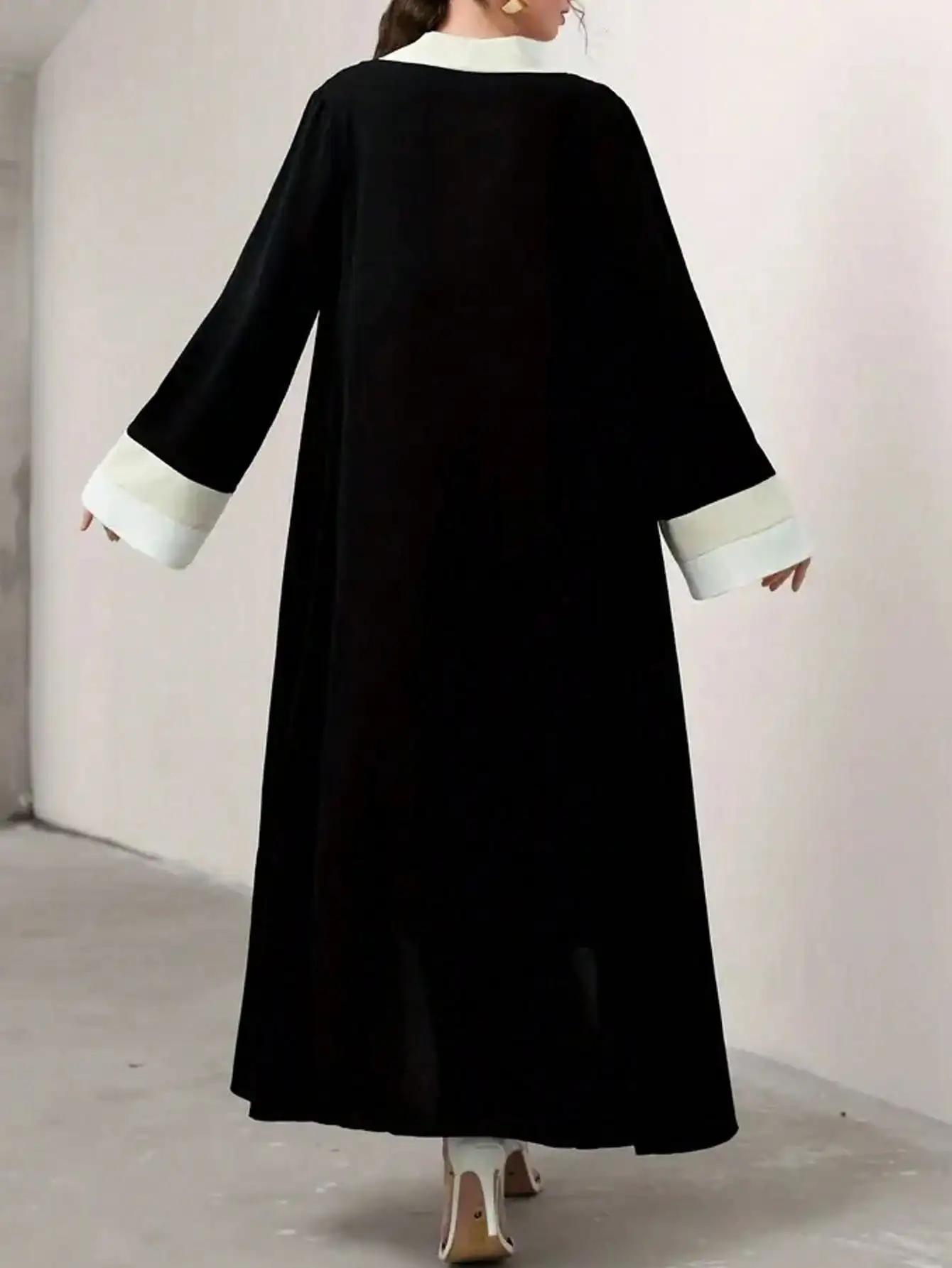 2026 Casual and Elegant Ramadan Open-Neck Long-Sleeved Dress, Elegant Color-Blocking Slim-Fitting Extra-Long Dress, Women's Wear