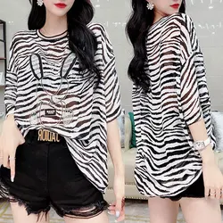 2023 Summer Stylish Zebra Printed T-shirt Korean Loose Chic Rabbit Diamonds Commute Female Clothing Casual Round Neck Pullovers