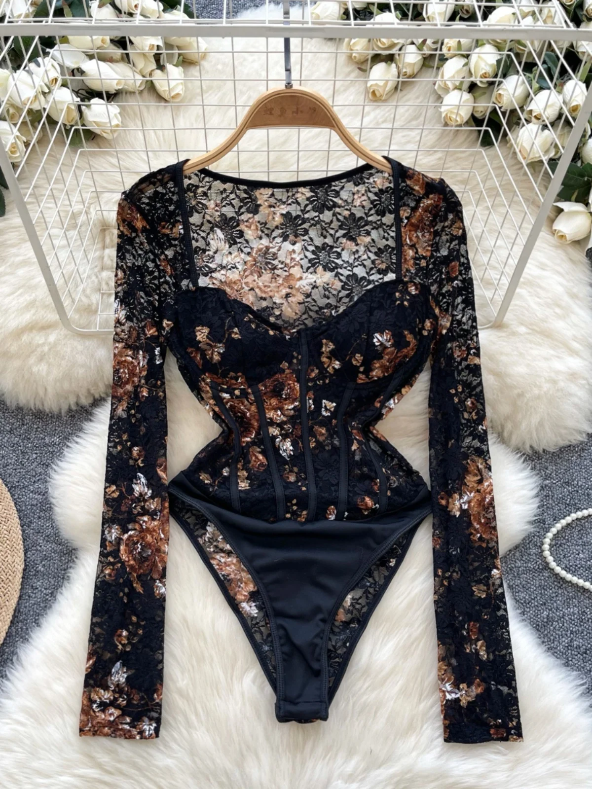 Pure Desire Sexy Thin Long Sleeve Lace Onesie Low Chest Bridesmaid High Waist Straight Leg Short Pants Summer Commute Style