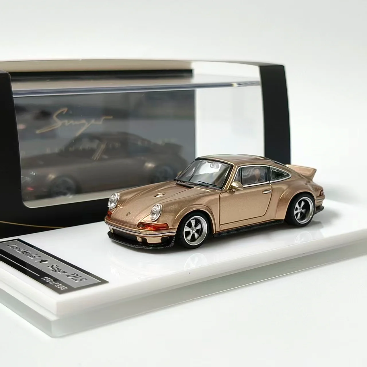 Diecast ZM 1:64 Scale Porsche 911 Singer Alloy Car Model