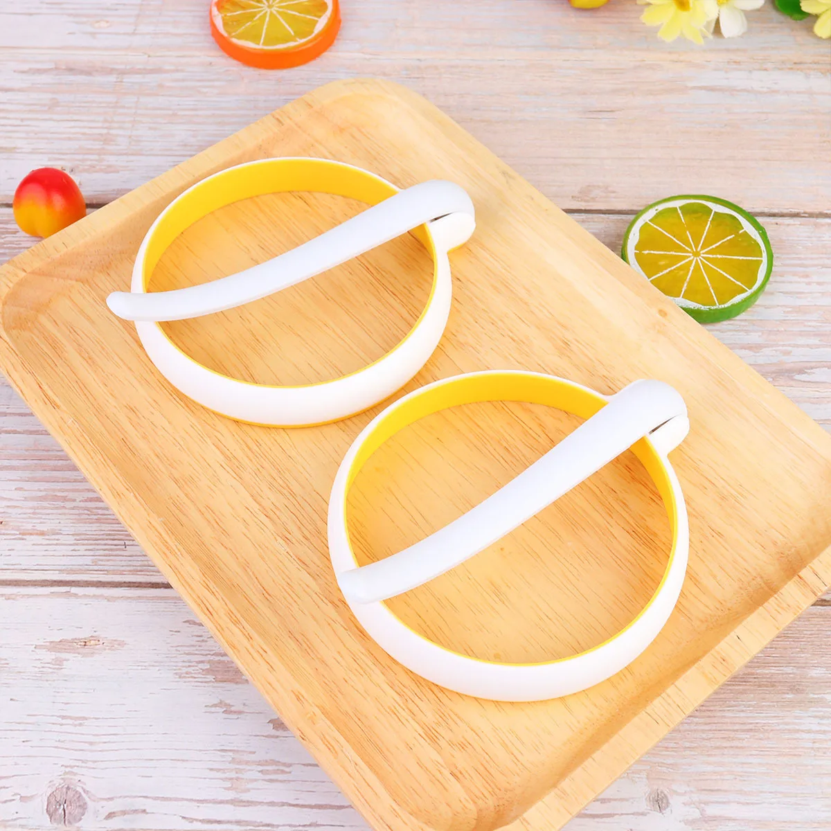 

2Pcs Nonstick Silicone Egg Ring Cooking Mold Handle Fried Eggs Pancakes Omelette Mould Kitchen Tool Fried Egg Ring