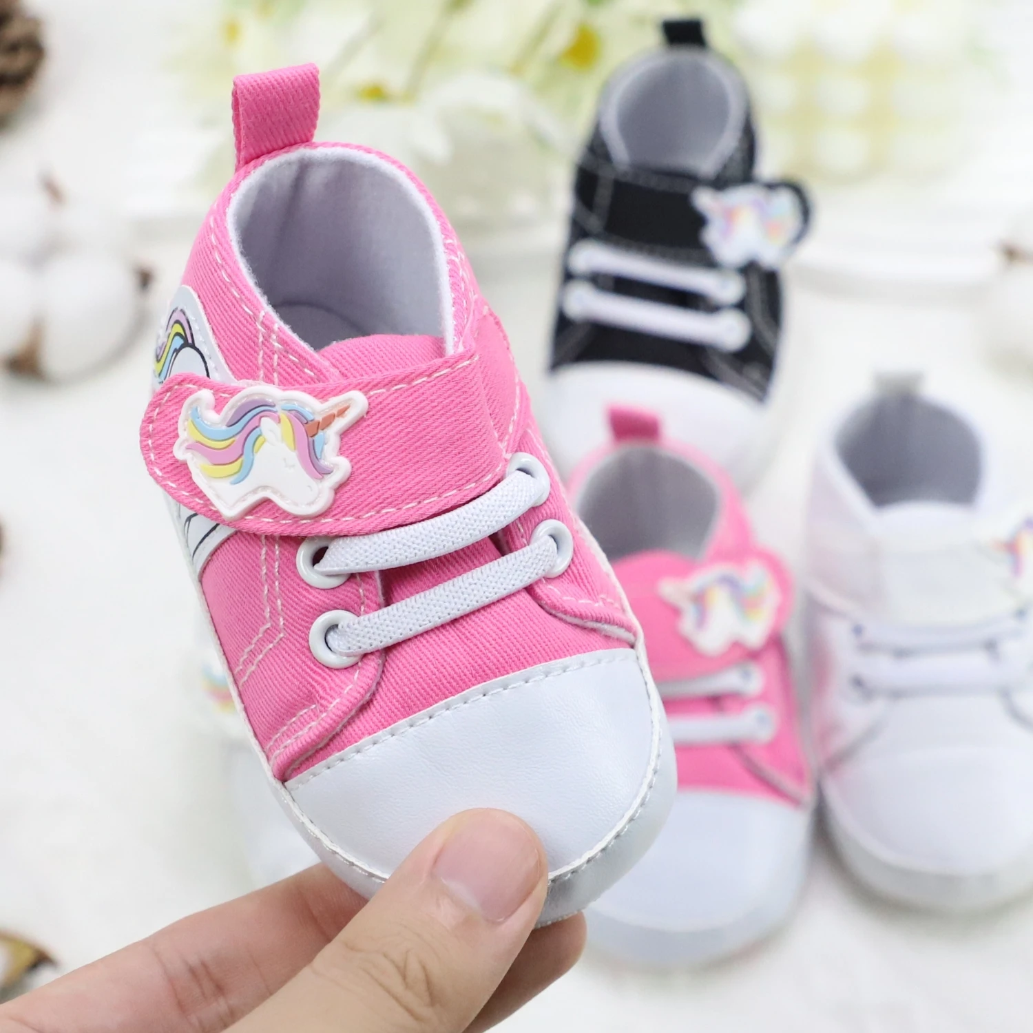 

Детская обувь для малышей, детские парусиновые туфли с мультяшным единорогом, легкие и нескользящие, подходят для повседневной и отпуска, все сезоны.