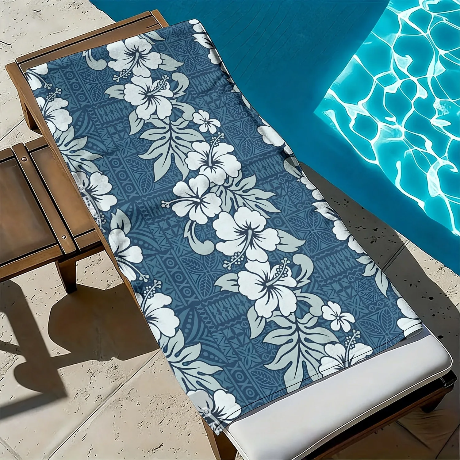 Fresh floral Hawaiian-style pattern polyester microfiber beach towel is highly absorbent suitable for swimming and beach outings