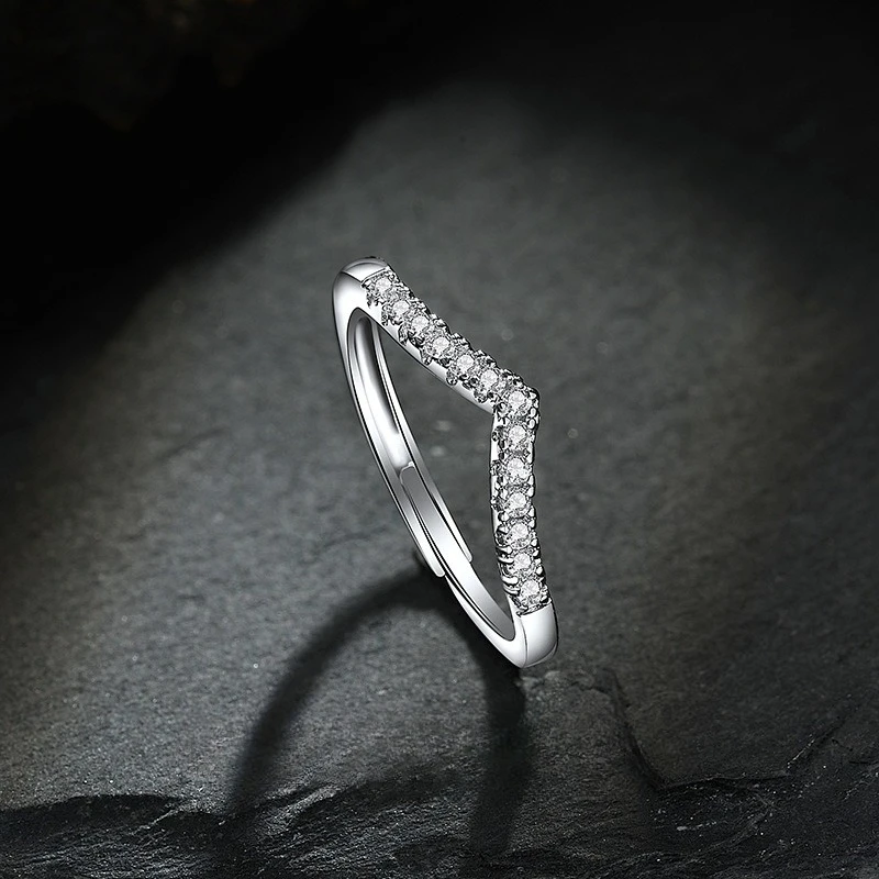 Nowy pierścionek ze srebra próby 925 z moissanitem, luksusowy, dla kobiet, biżuteria ślubna, zaręczynowa, uroczy, modny, wysokiej jakości.