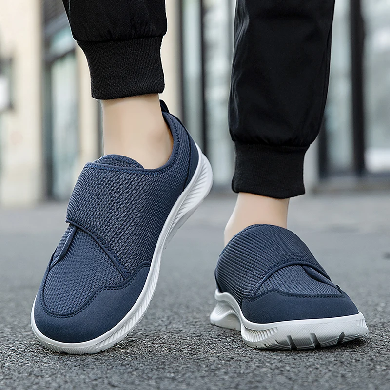 รองเท้าลำลองผู้ชายผ้าตาข่ายระบ - Men Shoes Velcro บทวิจารณ์และราคา
