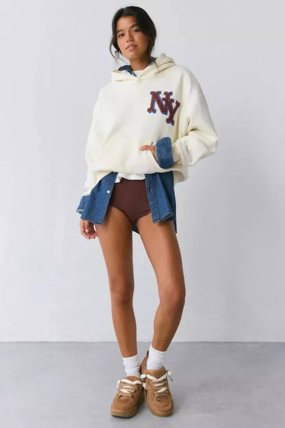 

NY Graphic Pullover Motorcycle Hoodie – Classic pullover design, eye-catching NY , soft material, perfect for laid-back outings