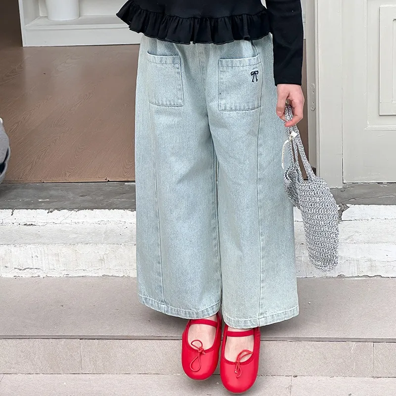 Girls' Casual and Fashionable Polished White Distressed Spliced Straight Leg Pants with Small Pockets and Sweet Bow Jeans