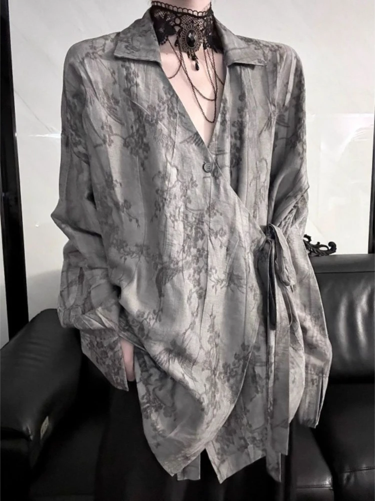 

Elegant Vintage Print Bottoming Shirt Women Y2k Harajuku Retro Loose Blouses Female Casual Fashion Long Sleeve Tops Chic New