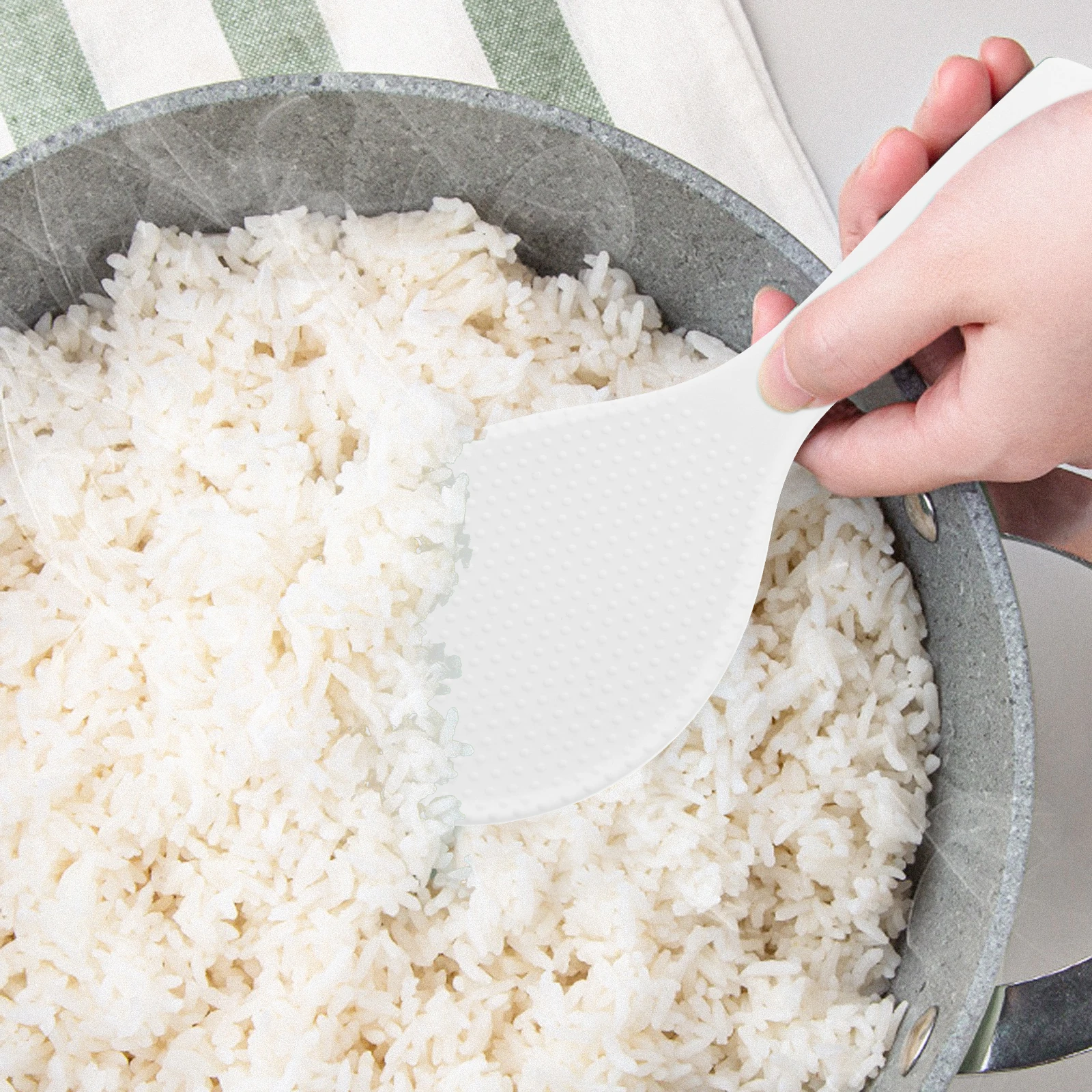 

Silicone Rice Scoop Non-Stick Thickened Kitchen Tool Cooking Ladle Household Meal Spoon Heat Resistant Vertical Stand