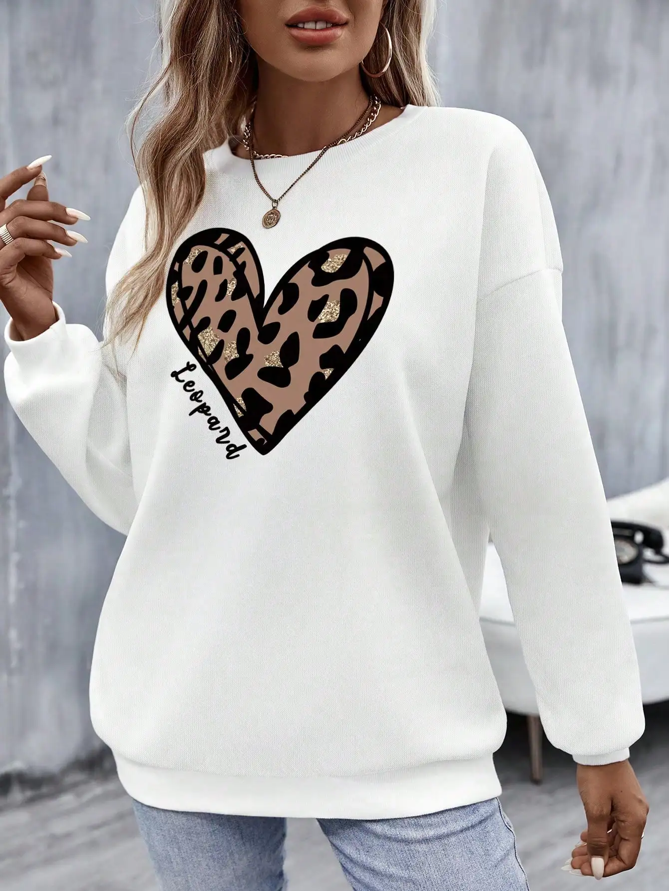 2024 new style casual versatile sweatshirt with love print on chest for women