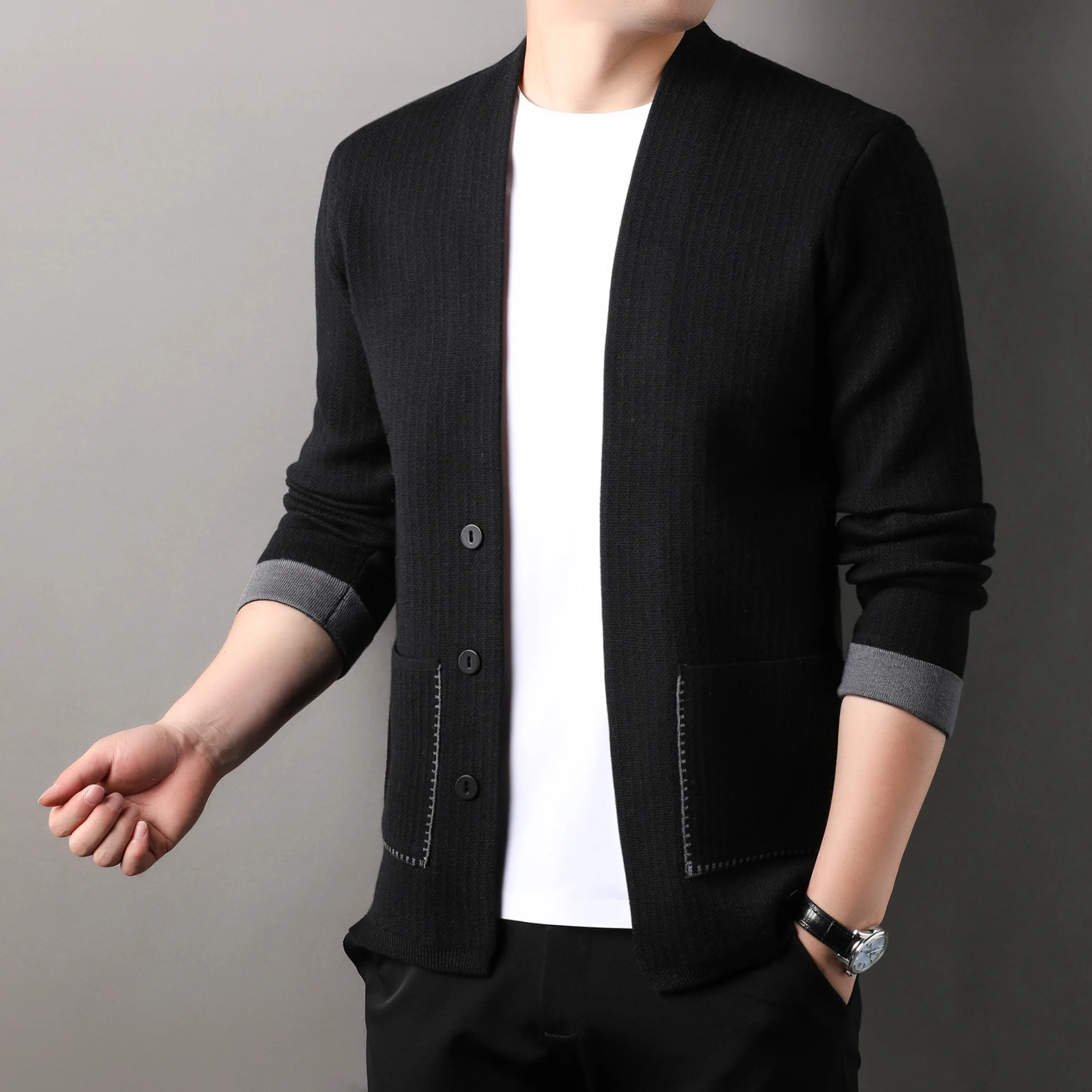 2024 Men's Autumn New Casual Knitted Cardigan, Outside Wear, Fashion V-Neck Sweater