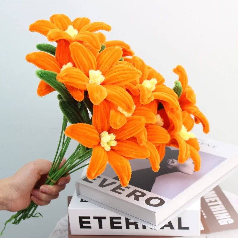 5 pcs / lot DIY handmade pipe cleaners Lily Flower Bouquet Finished Handmade Christmas‘ Day Gifts Home Direction Gold