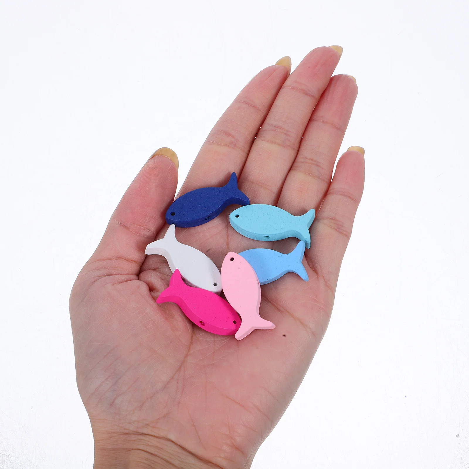 

100pcs Wooden Fish Adornments Wood Bead Decor For Home Living Room Garden Balcony Desktop Decoration Fish Shape Ornament