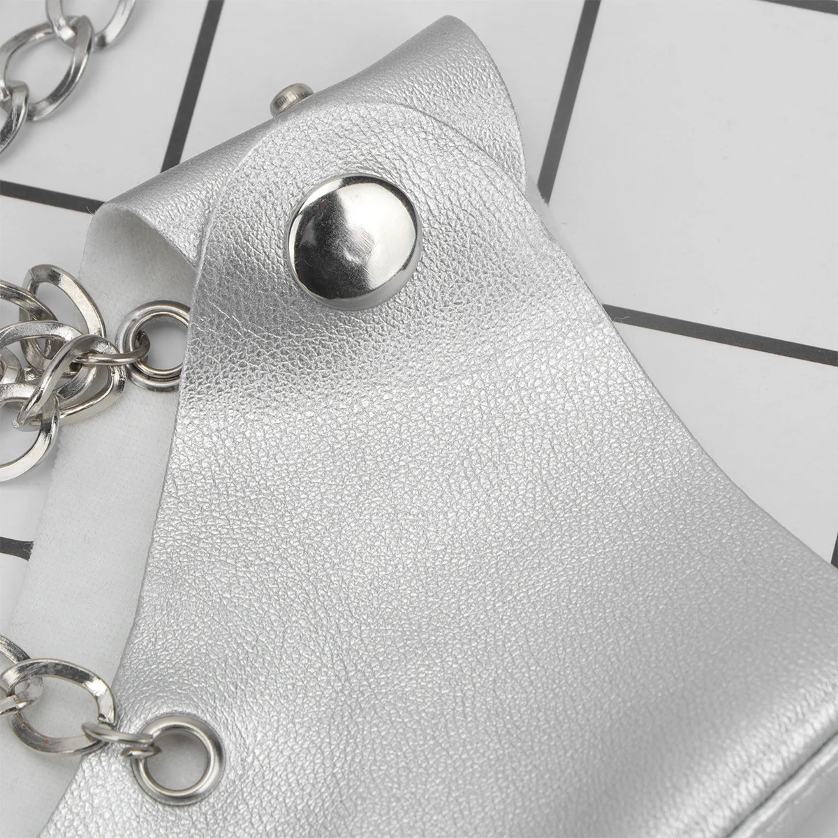 Guanti in PU senza dita con catene di metallo Guanti da performance in discoteca da palcoscenico stile punk premium argento per donna uomo