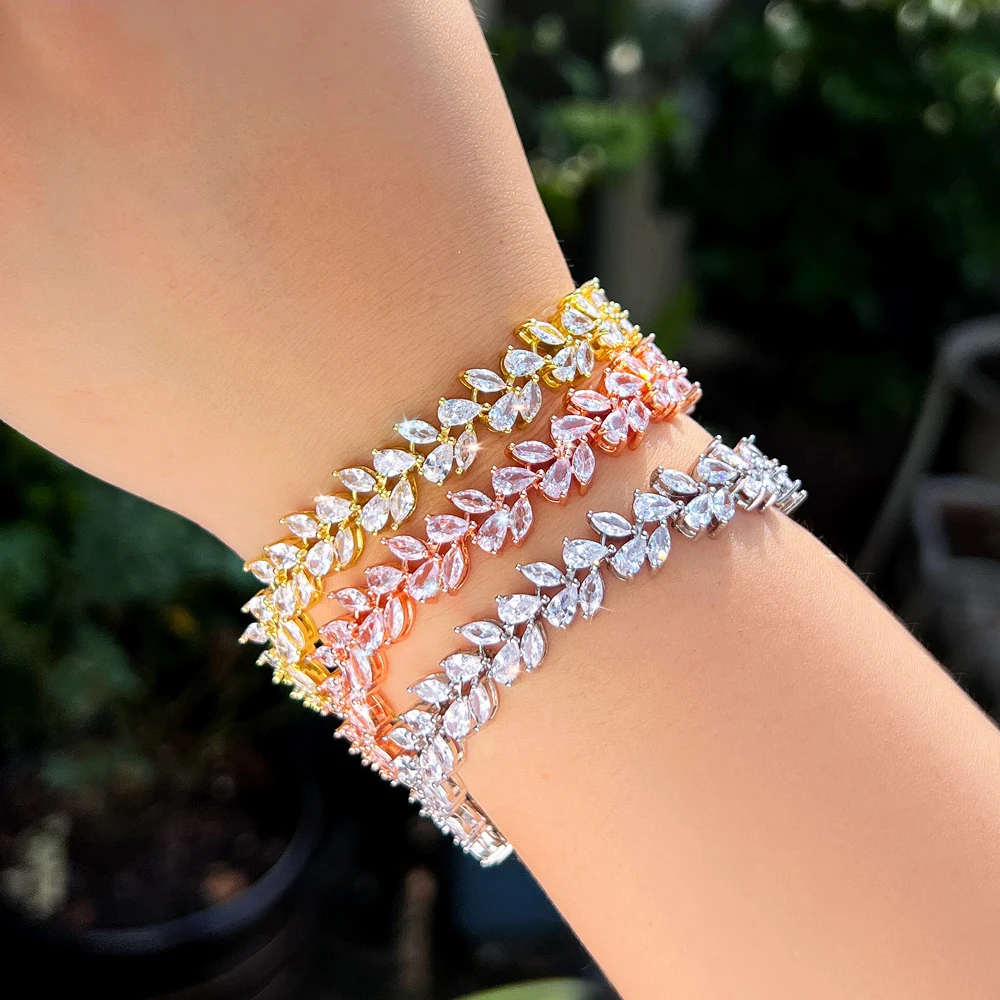 

ThreeGraces сверкающий цирконий в форме листа свадебный браслет-цепочка для женщин модные украшения для банкета и вечеринки BR420