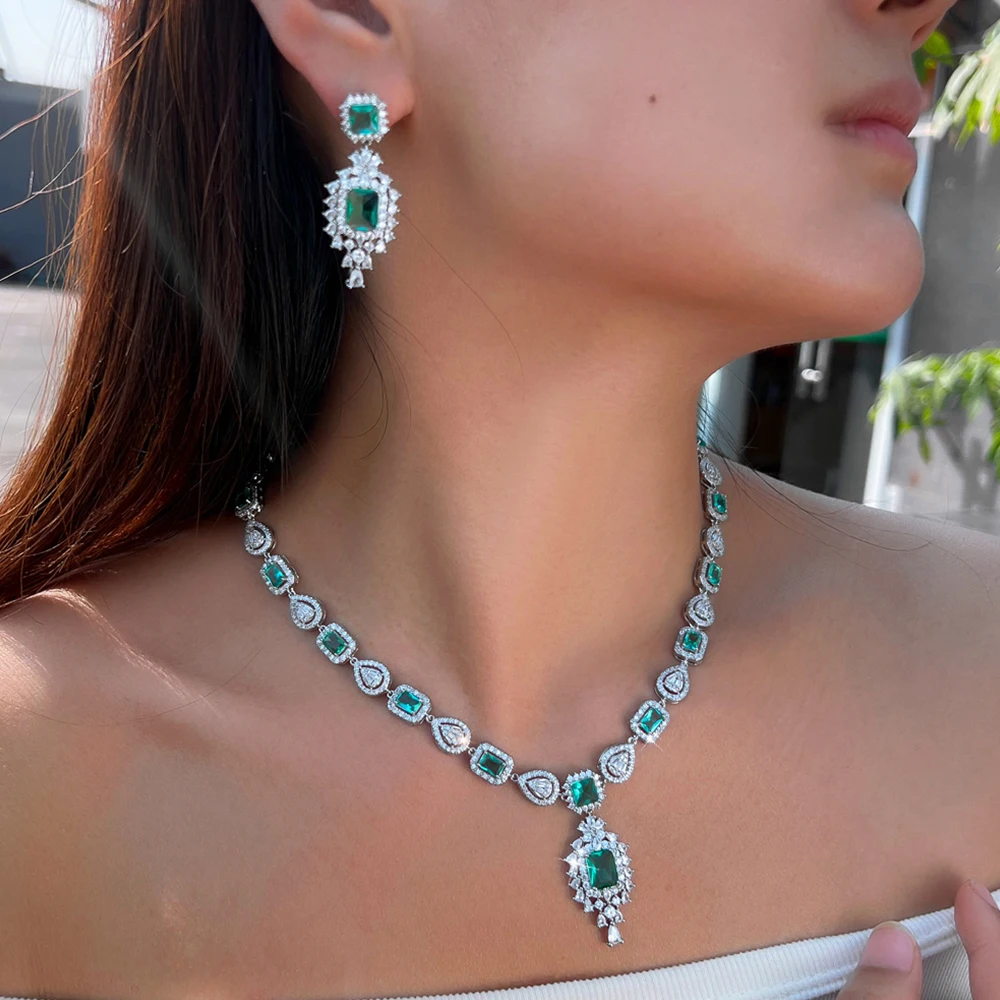 

BeaQueen Luxury Geometric Light Green White CZ Crystal Wedding Jewelry Costume Necklace Earrings 2pcs Sets for Women Party JS317