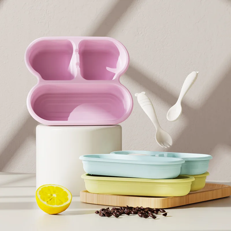1 Set Child Plastic Divided Plate with Fork & Spoon, Food-Grade Baby Tableware Set, Heat-Resistant Portable Feeding Dish