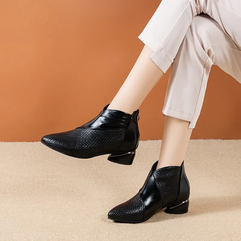 2022 New Spring Women's Leather Boots British Female Pointed Toe Boots Middle Heel Ladies Dress Shoes Vintage Womans Ankle Boot