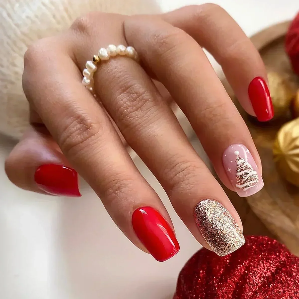 24Pcs Coffin Christmas Handmade Press on Nails Snow Tree Design Santa Claus False Nails New Year Fake Nails Red French Nail Art