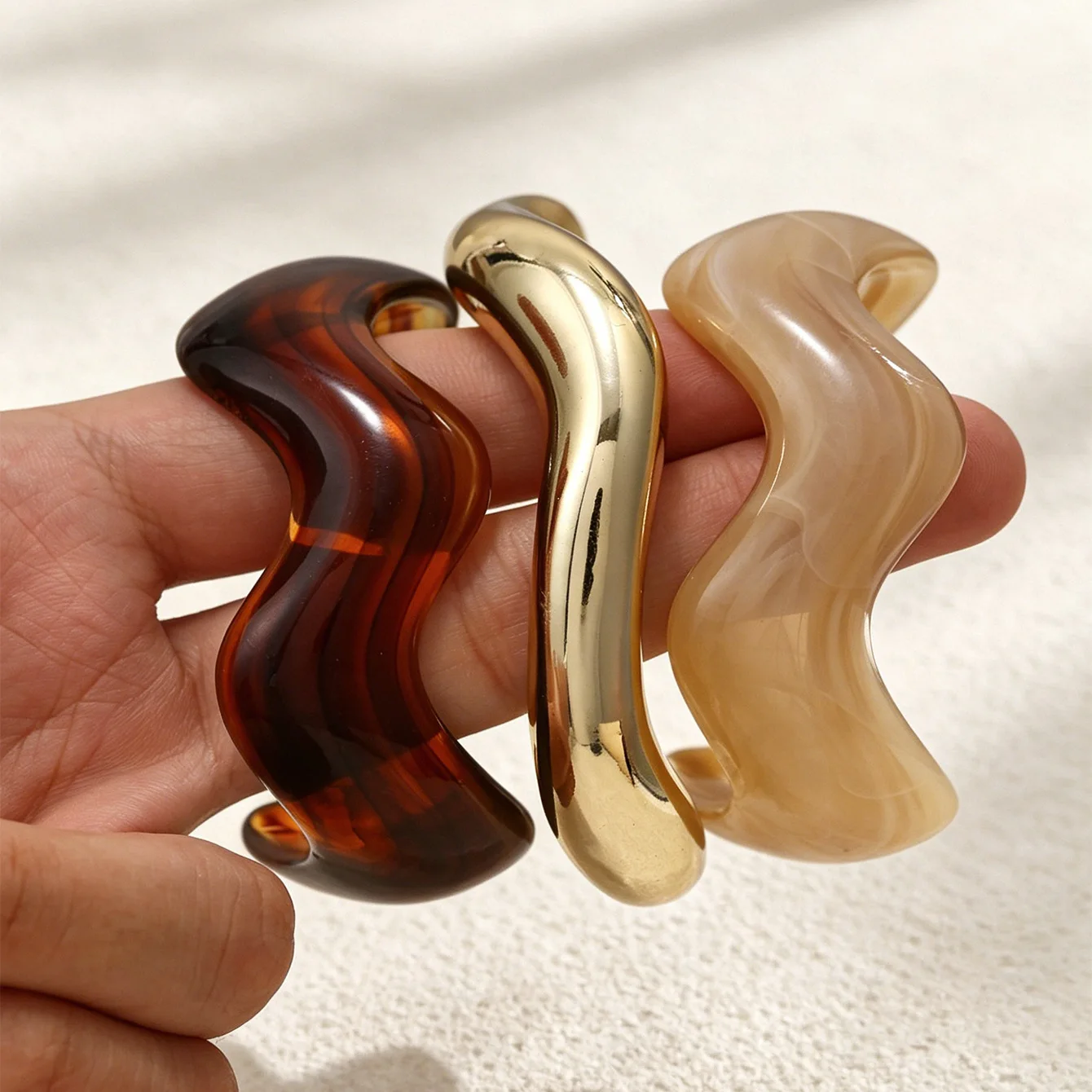 Yupsk 3Pcs Irregular Wavy Cuff Bangle Set For Women Resin Chunky Wave Stackable Bracelets Minimalist Trendy Wristband Jewelry