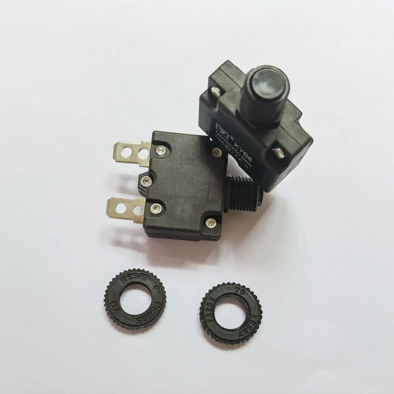 Originele nieuwe 100% motor protector overbelasting overstroom schakelaar 10A reset veilig compressor onderdelen thermische overbelasting