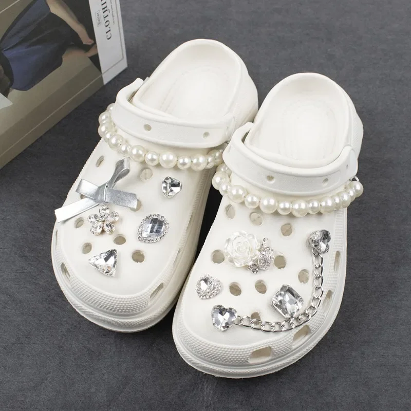 Fashion Whole Set Charms for Crocs Luxury All-match Sandals Accessories Elegant Rhinestone Clogs Shoe Buckle Trend New Arrivals