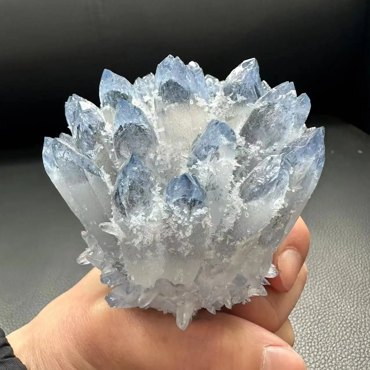 

Natural Stone Quartz Energy Decor For Home Decoration Blue Quartz Cluster，Reiki Specimen Home Decoration Raw Minerales Gifts