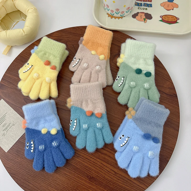 

Cartoon Dinosaur Baby Boys Warm Winter New Year Gifts Children's Gloves Full Fingers Girls Mittens Gloves 2-7 Years Old