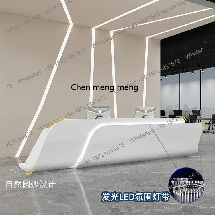 X Simple، الشركة، مكتب الاستقبال، صالون التجميل، صفحة الخروج من الفولاذ المقاوم للصدأ، طلاء الفندق، العداد