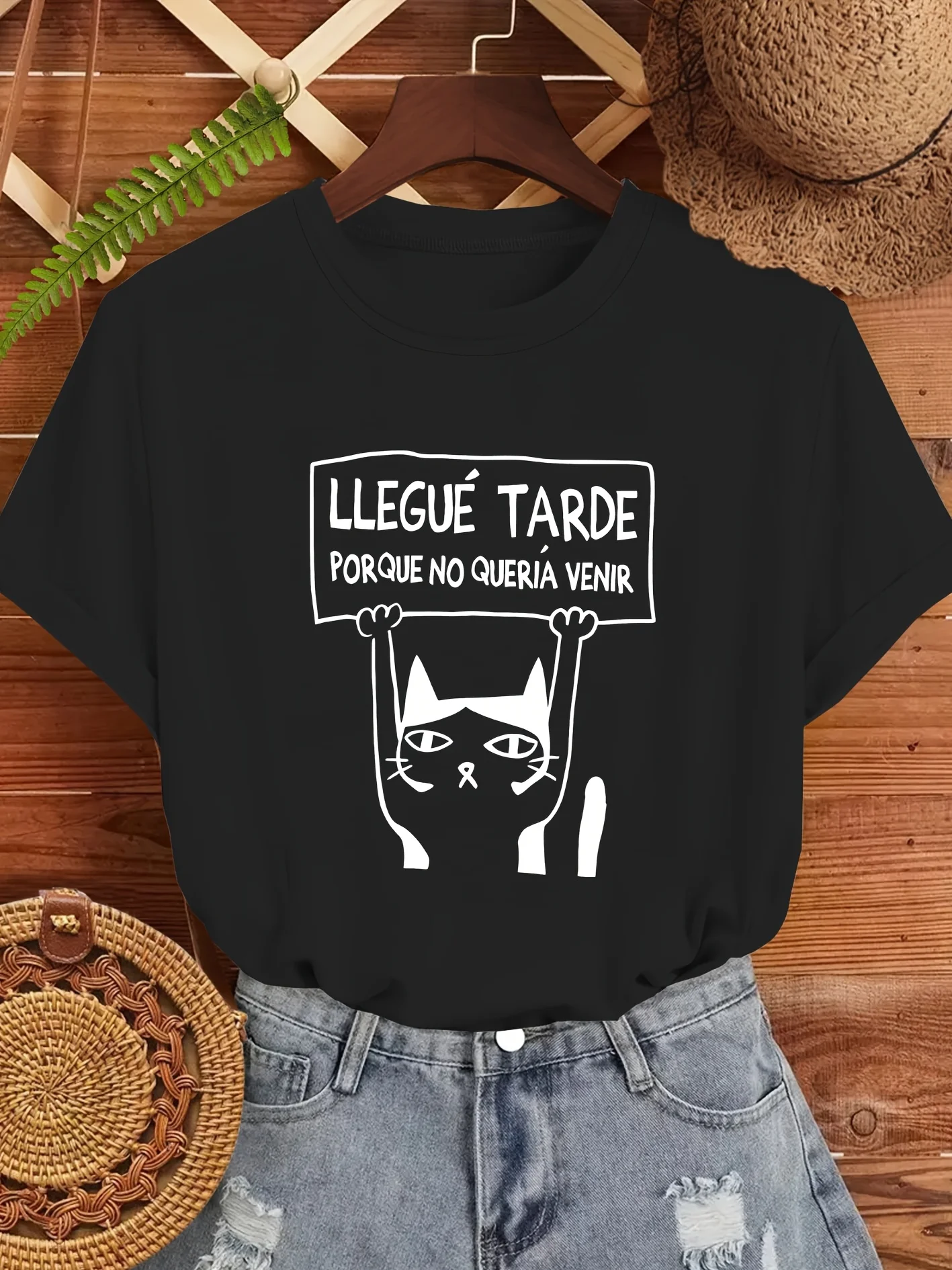 Women's Casual Short Sleeve T-Shirt Cute Minimalist Cat Graphic with Spanish Quote Print Black Stretch Round Neck Spring Summer