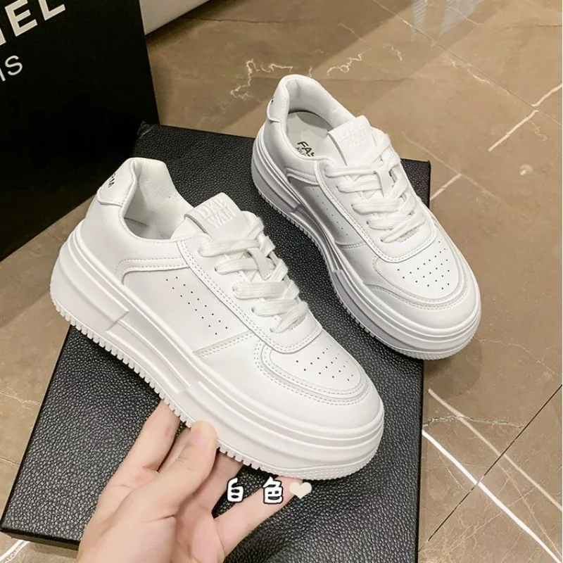 2024 New White U Leather Women's Casual Woman Vulcanize Sneakers Breathable Sport Walking Platform Flats Running Shoes