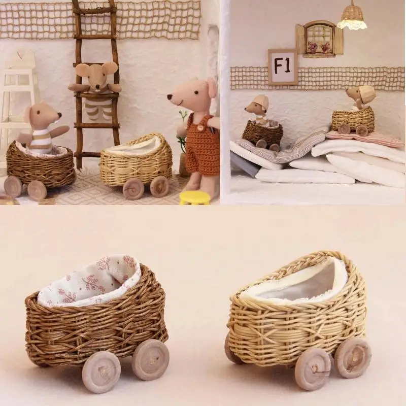 

1Set Dollhouse Rattan Mini Stroller With Little Bear（Random Color）Hand-woven Flower Basket Miniature Cart Model Toy For Children