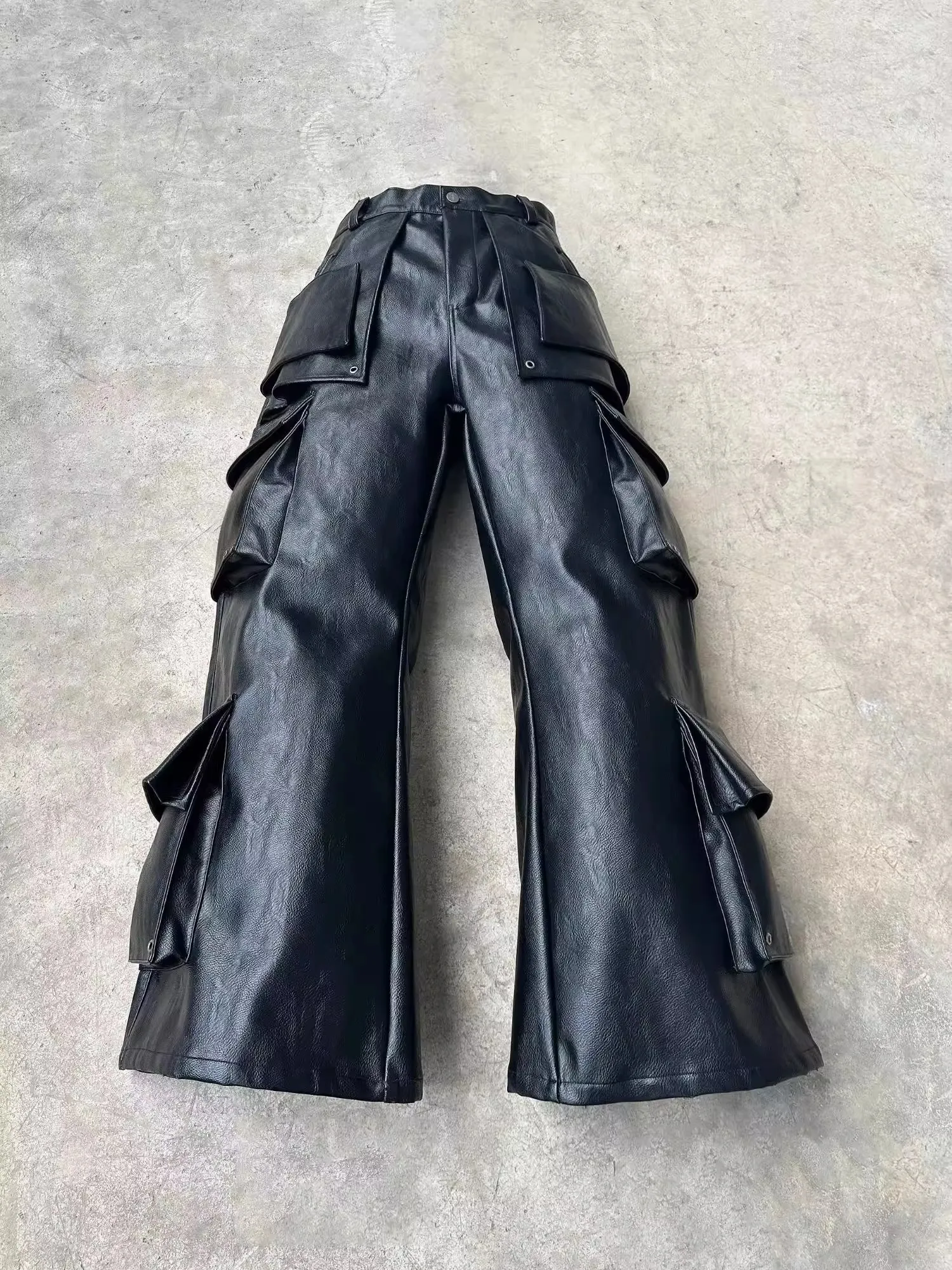 Mauroicardi Spring Cool Long Baggy Black Pu Leather Wide Leg Cargo Pants Men with Many Pockets Mens Designer Clothes Streetwear