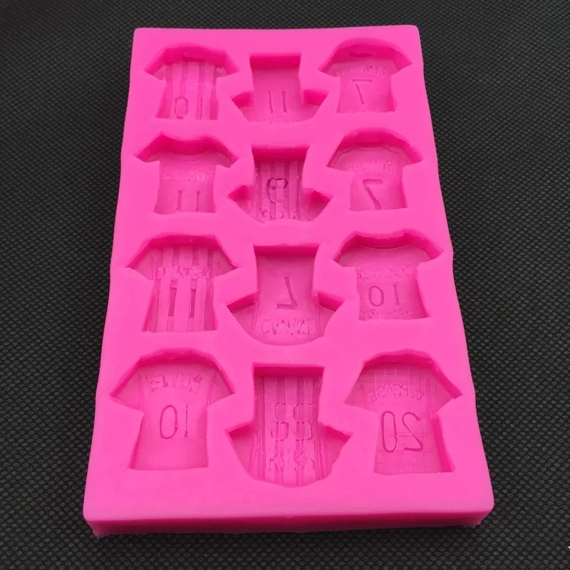 12 Holes Soccer Jersey T-Shirt Silicone Soap Cake Mold Forms For 3D Cake Decorating Tools dh3564