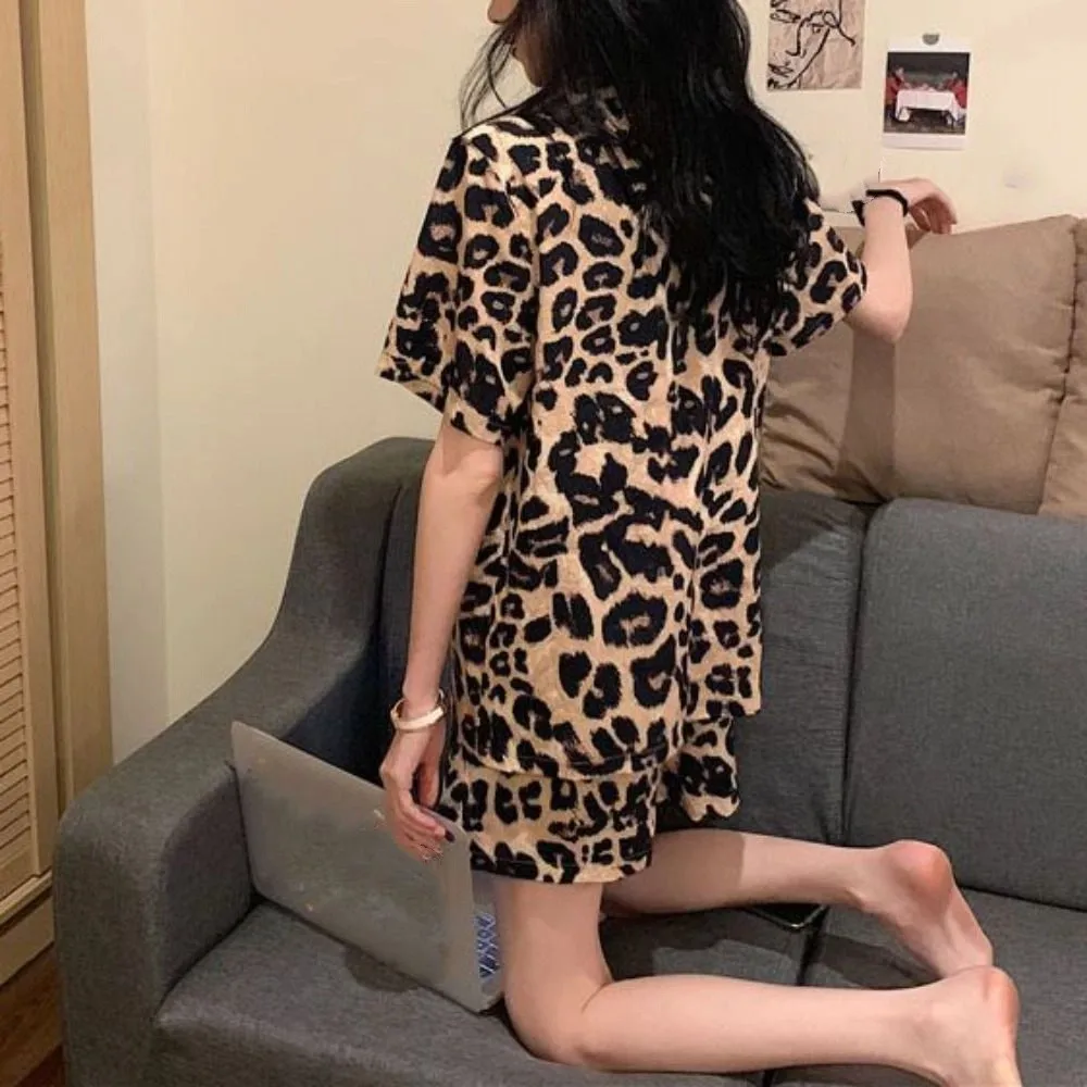 ليوبارد طباعة القلب بيجامة دعوى قصيرة الأكمام الخامس الرقبة السراويل بروتيل ملابس نوم النساء ملابس خاصة سليم صالح قطعتين ملابس خاصة مجموعات