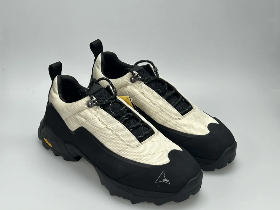 

Faionable Outdoor Climbing oes CCC New ROA Function V-Base Casual Hiking oes Waterproof Couples Sports oes