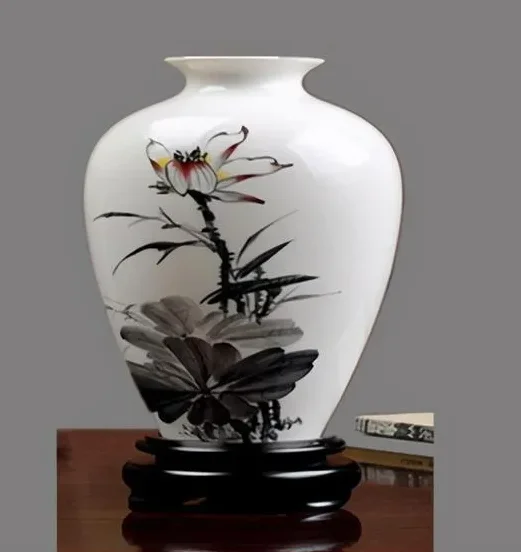 

Axisflying AY2807 2807 1300KV Brushless Motor 6S LiPo 5mm Shaft Diameter for FPV Freestyle 7inch Long Range LR7 Drone DIY Parts