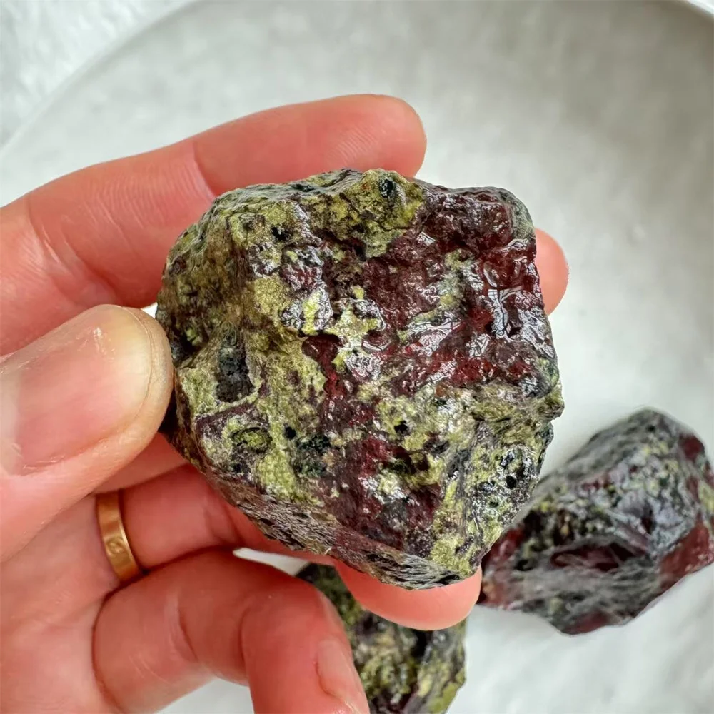 

Natural High Quality Dragon Bloodstone Raw Rough Mineral Specimens Energy Healing Stone Home Reiki Room Decoration