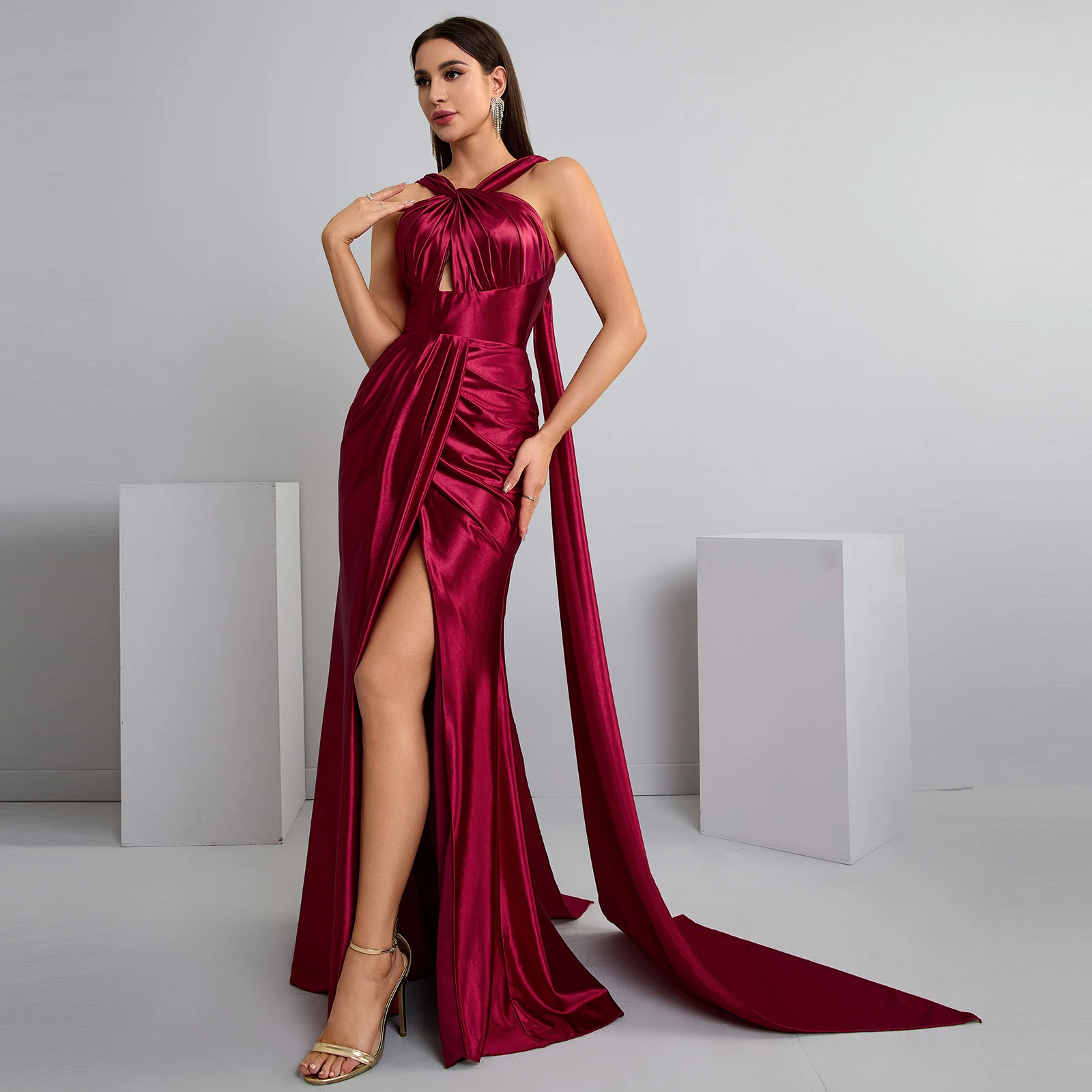 Elegant Halter Pleated Evening Dress High Slit Satin Gown shawl Satin Party Dress