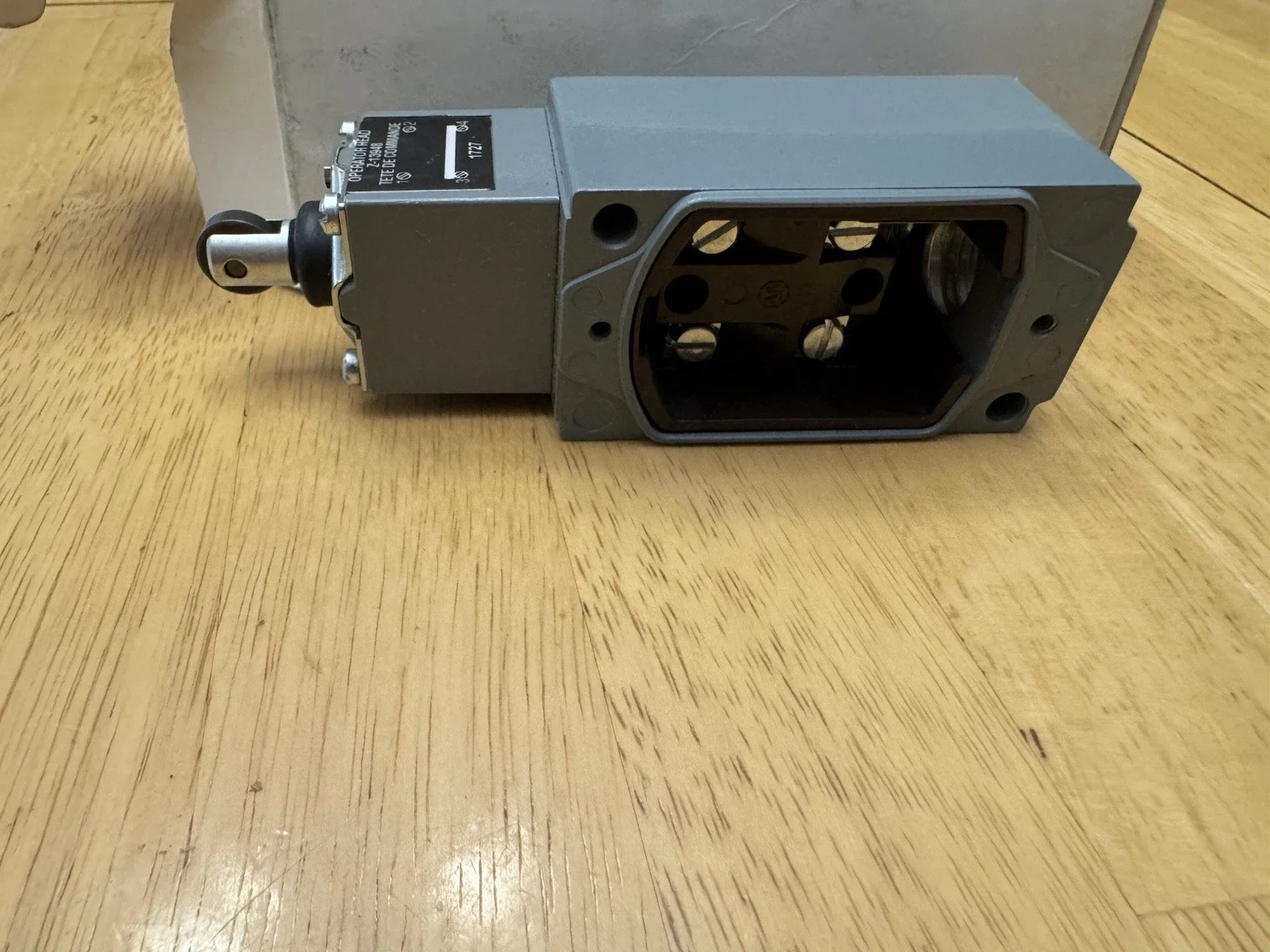 

802T-D For Allen-Bradley 802T-D Oiltight Limit Switch New