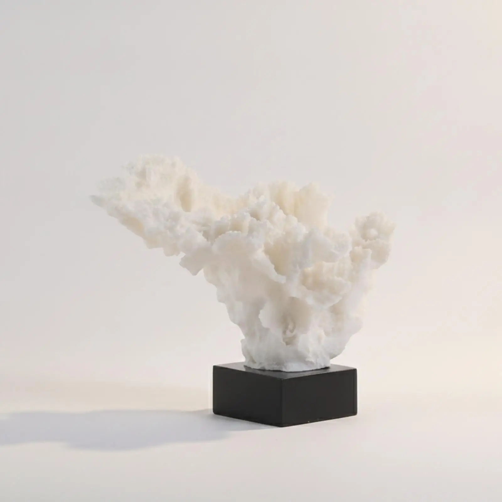 Resin Coral Sculpture Modern Abstract Coral Decor Minimalist Resin Ornament for