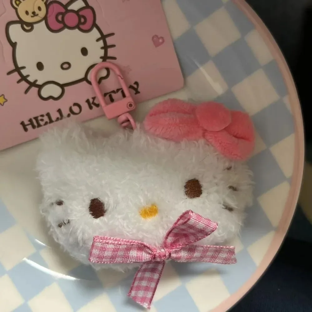 Hello Kitty Portachiavi in peluche Miniso Simpatico papillon KT Ciondolo gatto Studente Decorazione da appendere Accessori da appendere Serie Regalo per amico