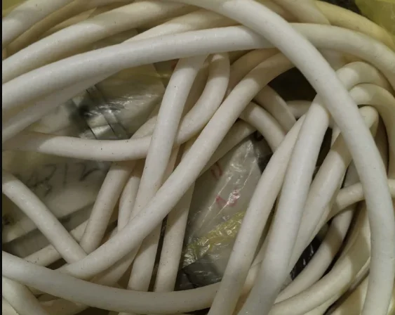 5M Round dia1 1.5 2 3 4 mm Oring line cord Foaming rubber molding damper waterproof Foamed silicone rubber seal strip