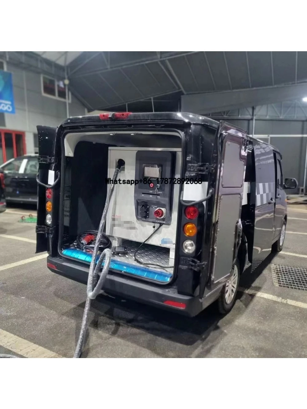 Electric Vehicle Charging Station 65kwh 141kwh DC Fast Charging Station 161kwh EV Mobile Charging Station