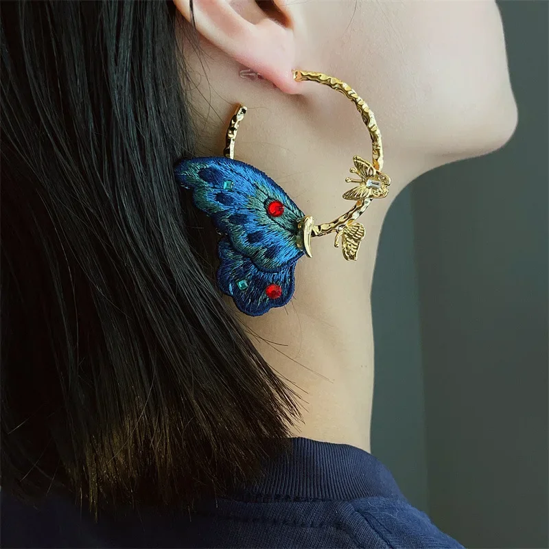 Bilandi Fashion Jewelry Luxury Temperament Blue Color Butterfly Earrings For Women Female Gifts Delicate Design Ear Accessories