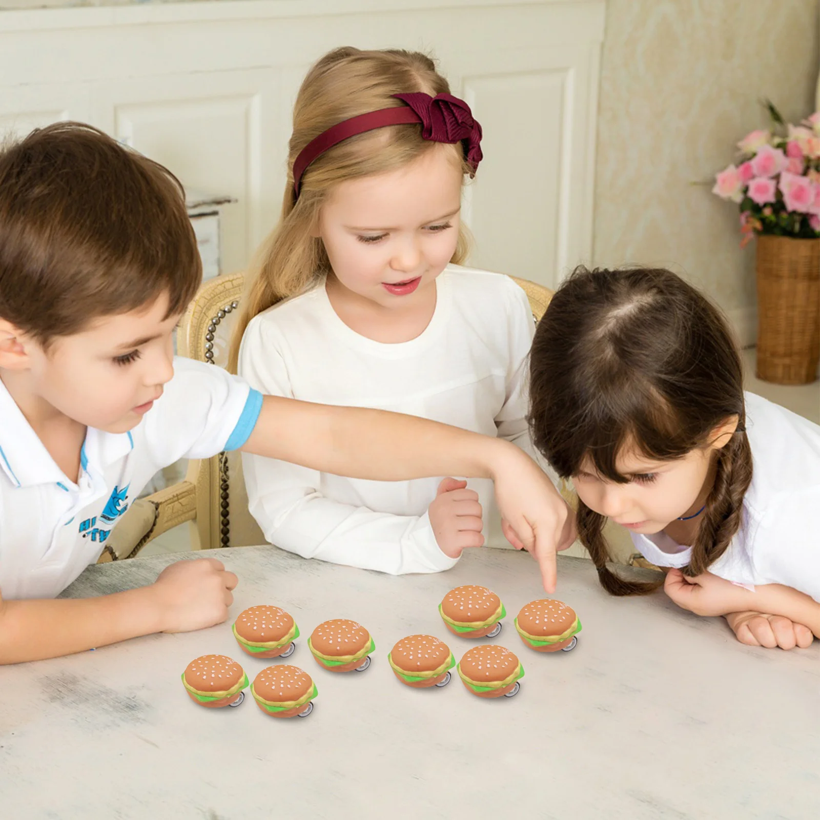 

20Pcs Burger Friction Powered Pull Back Cartoon Food Shape Miniature Cars Fun Birthday Party Gifts