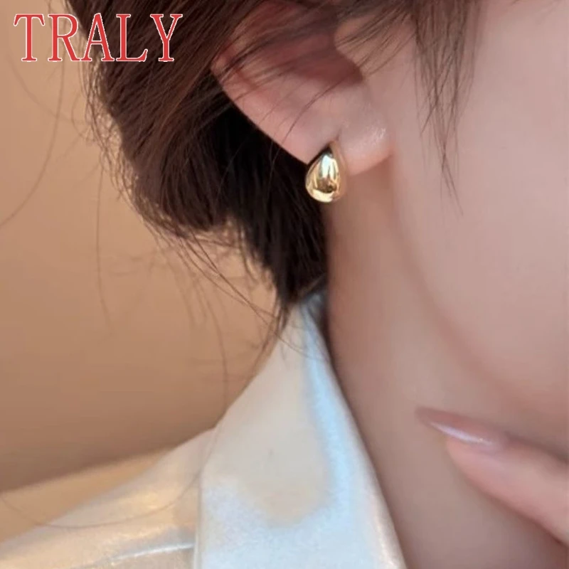 18K Gold Women's Studing Earrings White\Yellow Gold Colour Little Golden Bean Earrings High Quality Couples Jewelry Party Gift