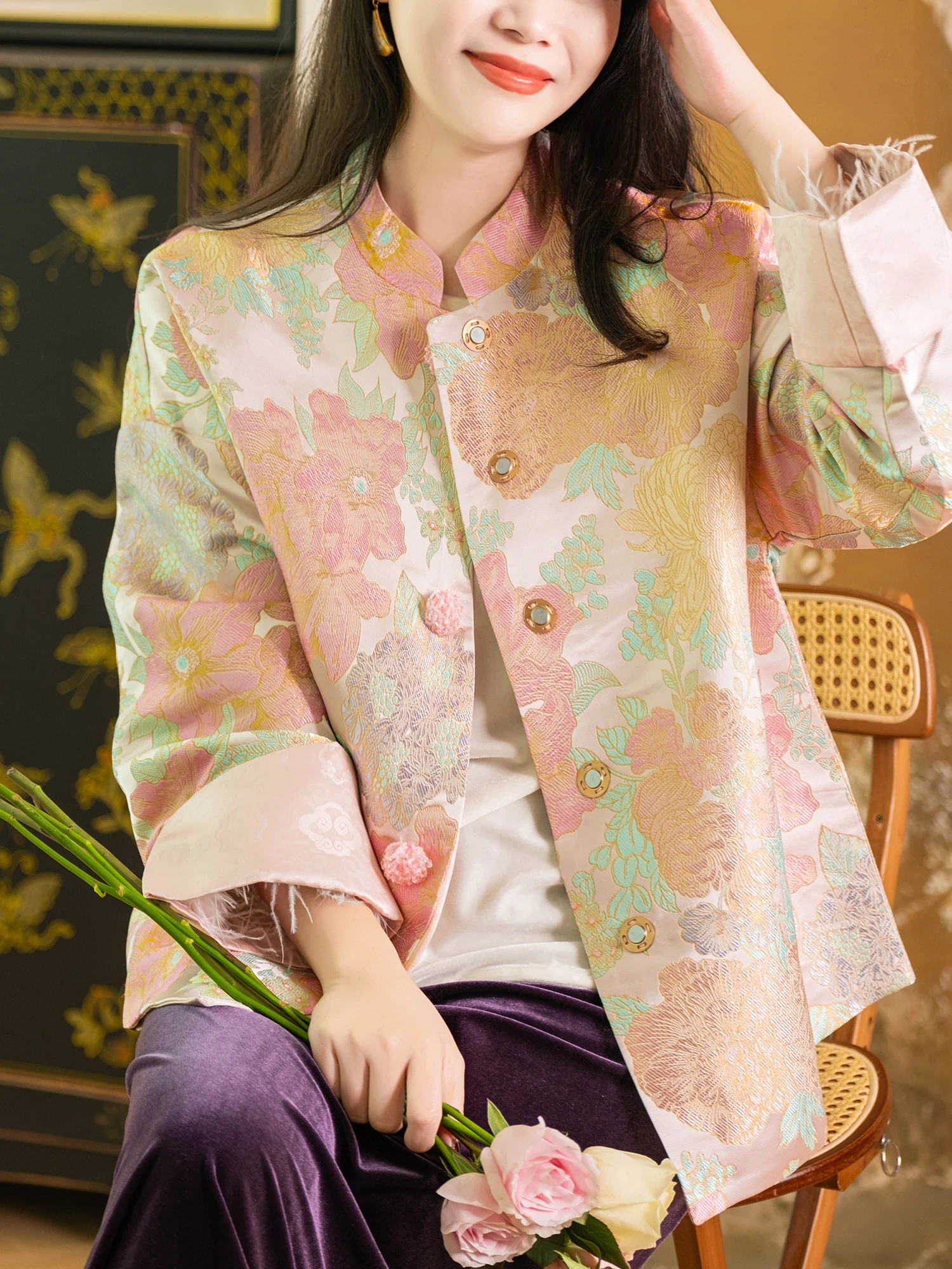 

Chinese Sle Brocade Jaet Heavy Embroidery Floral Pattern Spring e Silk Velvet Button Ladies' ort Outerwear