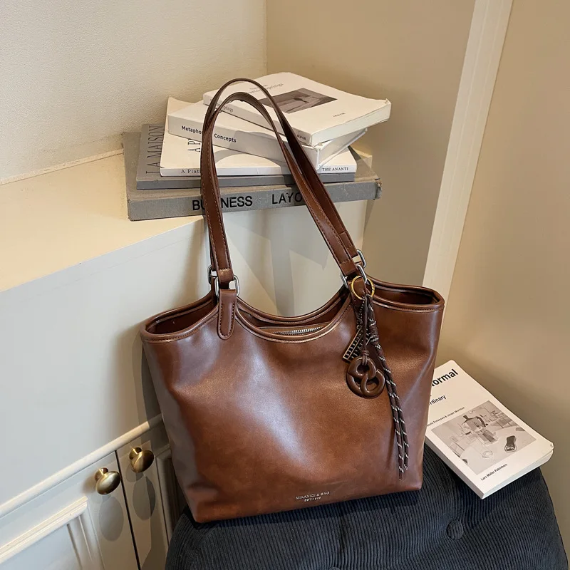 

2025 Spacious Underarm Bag, Vintage Top Handle Purse for Women, Textured Shoulder Tote, Large Capacity Versatile Commuter Bag​